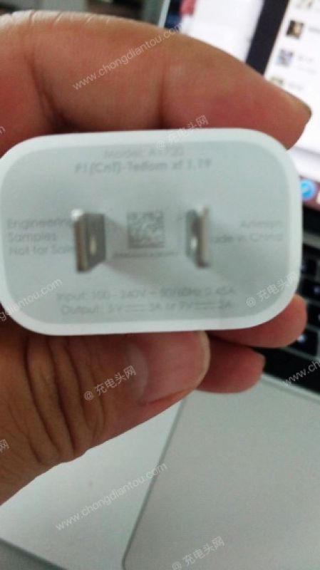 Apple USB-C Adapter 