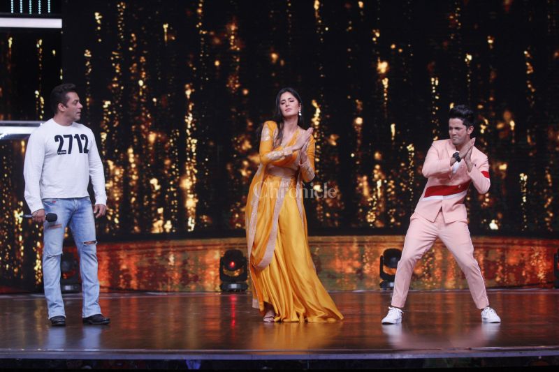 Katrina dancing on Salman's O O Jaane Jaana...