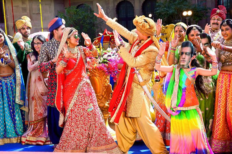 The bride and her groom set the mood for the big day by breaking into a celebratory dance. Shivangi also seems to be breaking the norm by dancing at her own baraat.