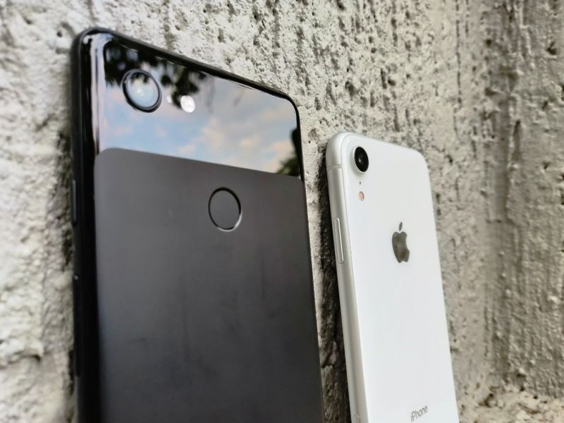iPhone XR vs Pixel 3 Xl comparison (Deccan Chronicle)