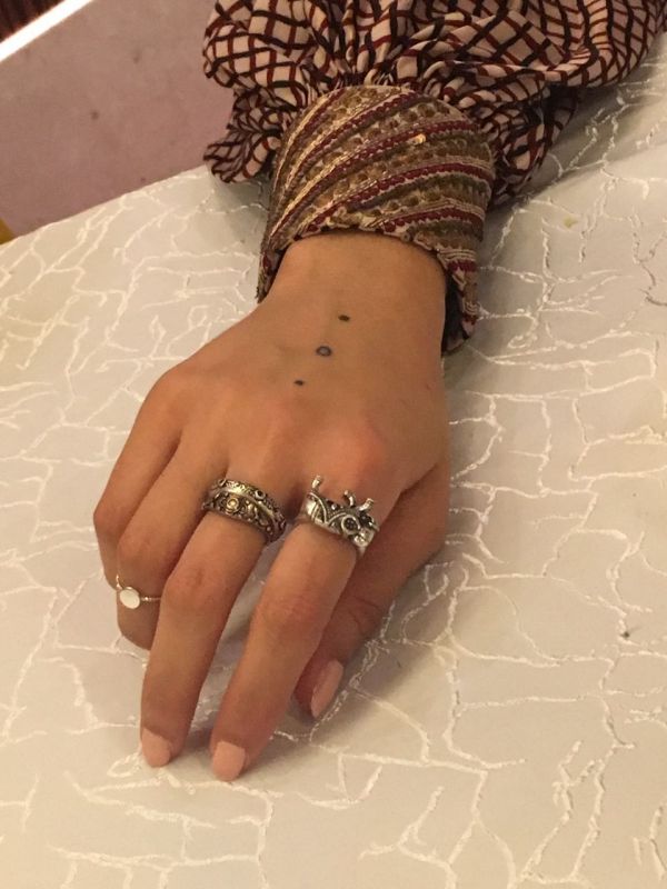 Ileana D'Cruz flaunts her tattoo to DC.