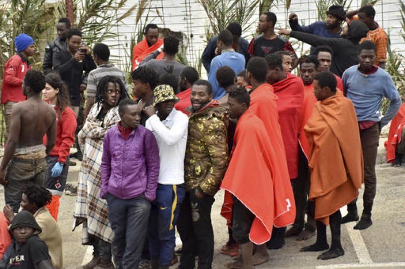 400 migrants from Africa have stormed a border fence to enter Spain's North African enclave of Ceuta from Morocco. (Photo: AP)