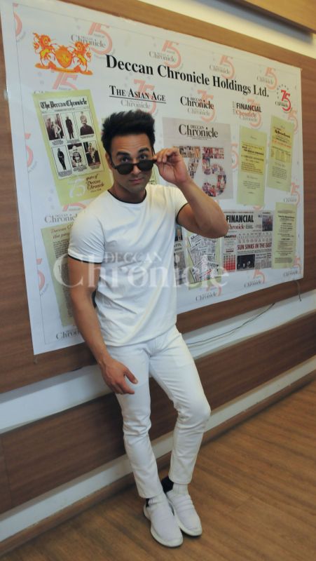 Pulkit Samrat and Kriti Kharbanda visit Deccan Chronicle office.