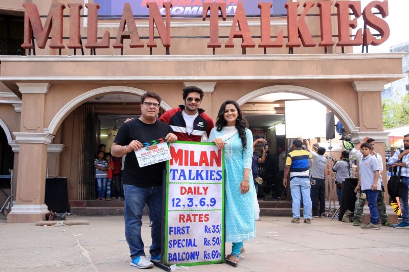 Ali Fazal, Tigmanshu Dhulia and others pose on the first day of shoot.