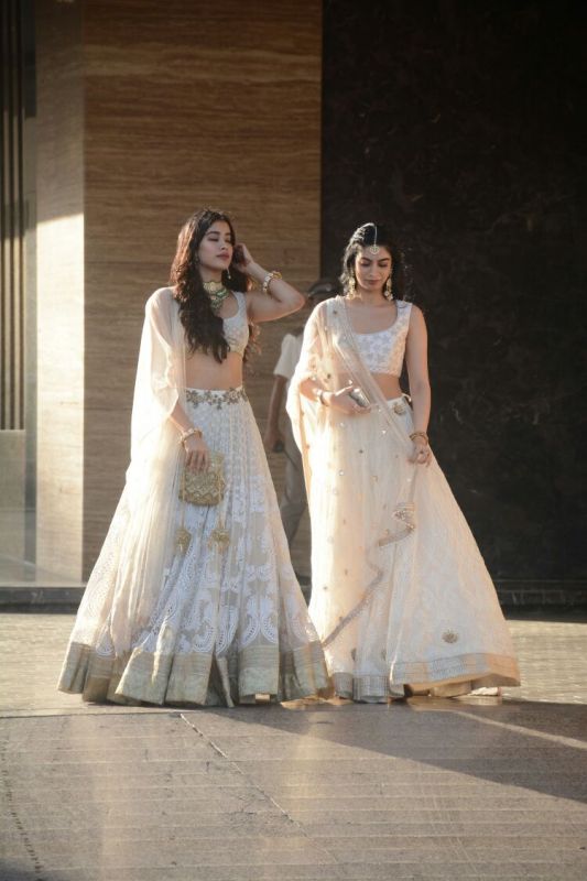 Janhvi and Khushi Kapoor at Sonam Kapoor's Sangeet.