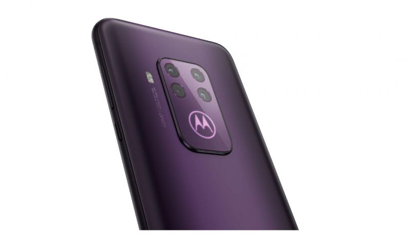 Motorola one zoom