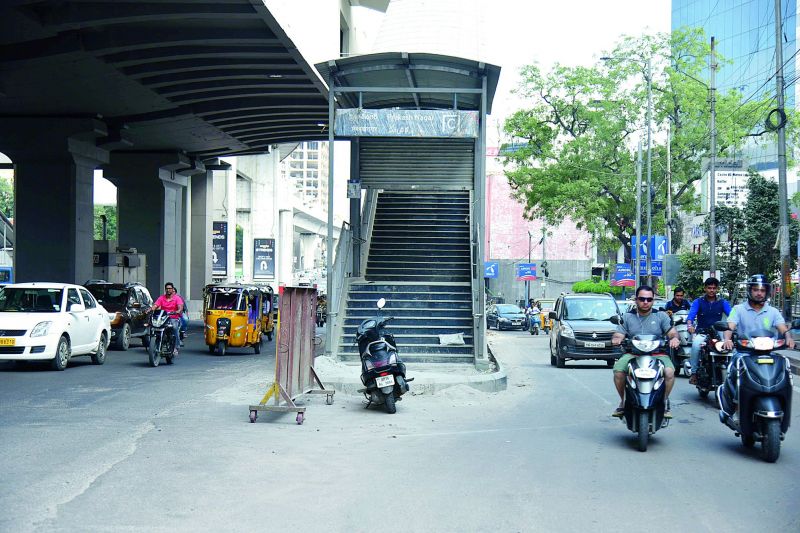 The small underground temple at Moosapet station that greets people on their exit. (Photo: DC)