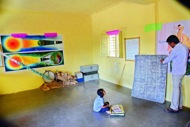 A government school at Polyanayak tanda with just one student present for class. On the best days, the school has just four to five students attending. The girl students here rarely receive any education. (Photo: DC)