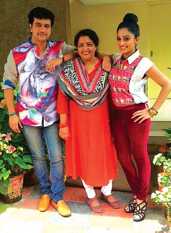 Arya with Ramesh Pisharody and Badai Bungalow director Diana Sylvester