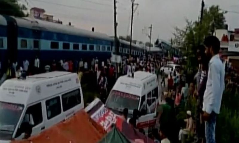 Rescue team at the train derailment site in UP. (Photo: ANI | Twitter)