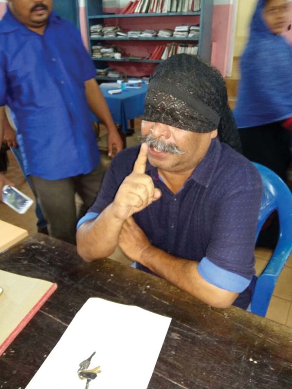 The blindfolded actor complains to Chavara police to ensure safety of his eyes.