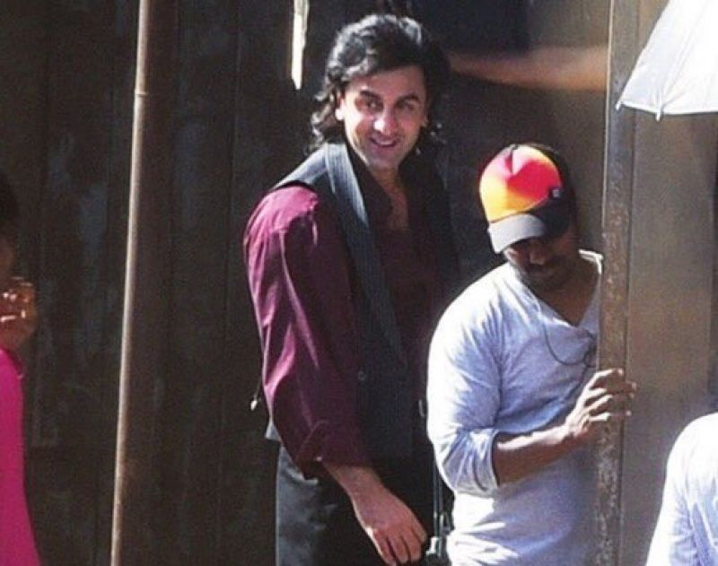First pics: After bulking up, Ranbir gets perfect locks to look like Sanjay Dutt