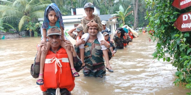 Column of DSC Centre rescued approximately 100 civilians from the flooded area of Kakkodi, Kiralur and Oorkadavu near Kozhikode town. (Photo: Twitter | @adgpi)