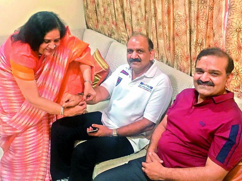 Raksha Bandhan at our parents' place on the day. Rakhis are tied followed by tilak and aarti of the brother. 