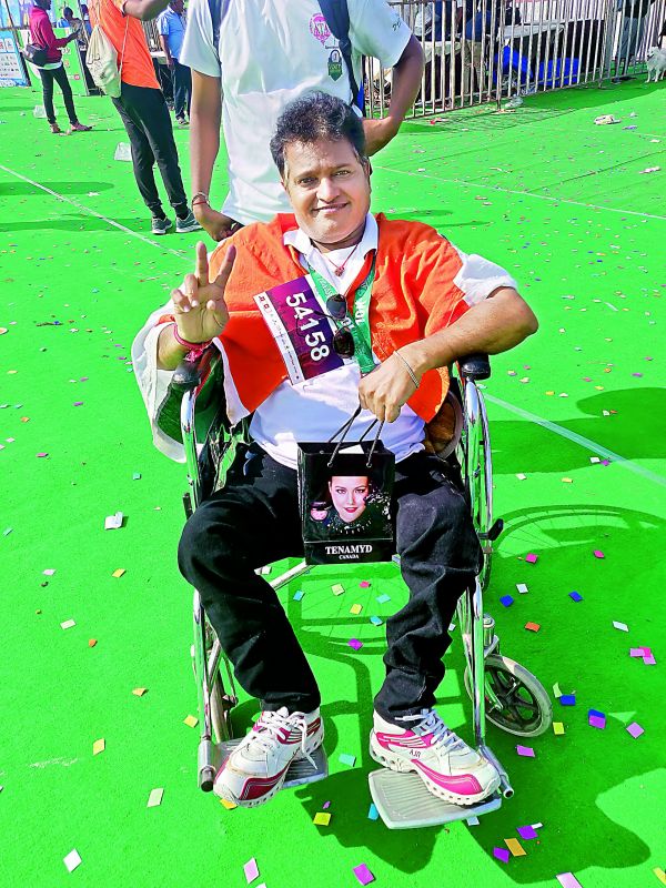 Chandra Shekar, who took part in the run by moving his wheelchair with his hands