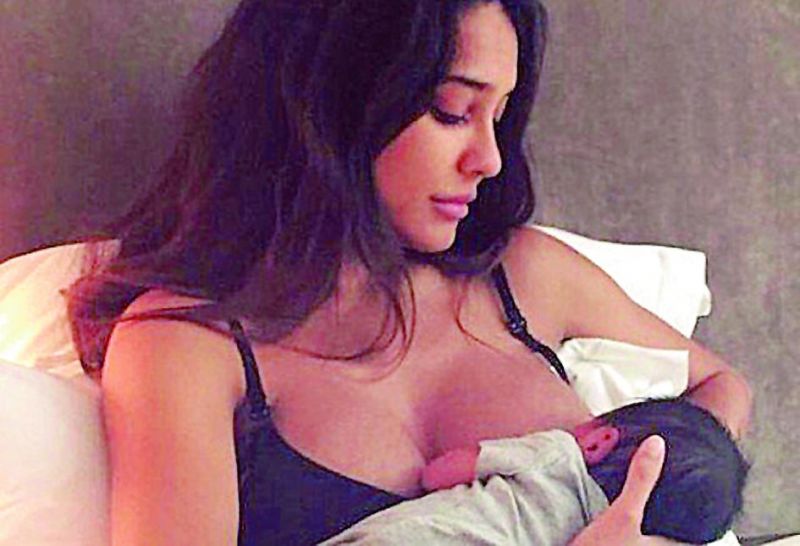 Lisa Haydon was trolled for posing a picture while breast feeding.