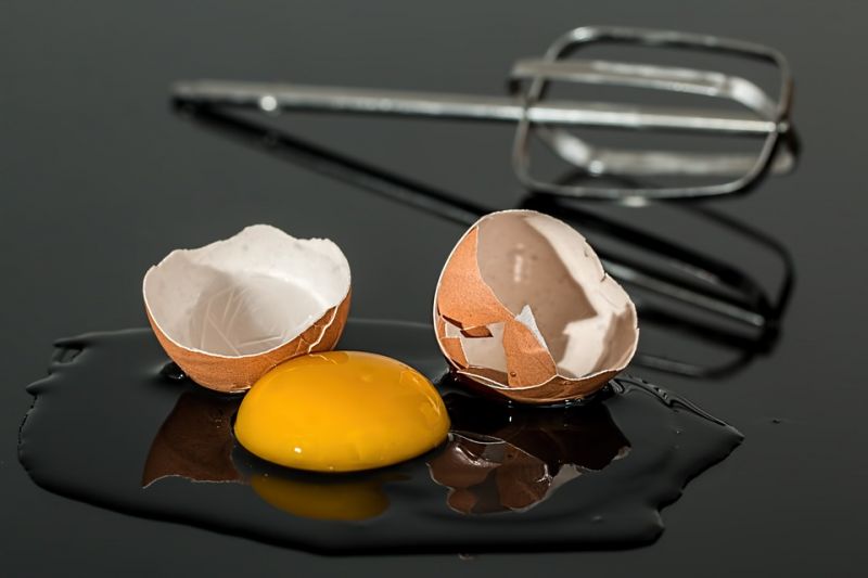 A typical egg yolk contains around 18 to 39IU of vitamin D