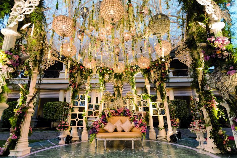 One of Dinaz Noria's  floral  decors at the Golconda Resort, Hyderabad