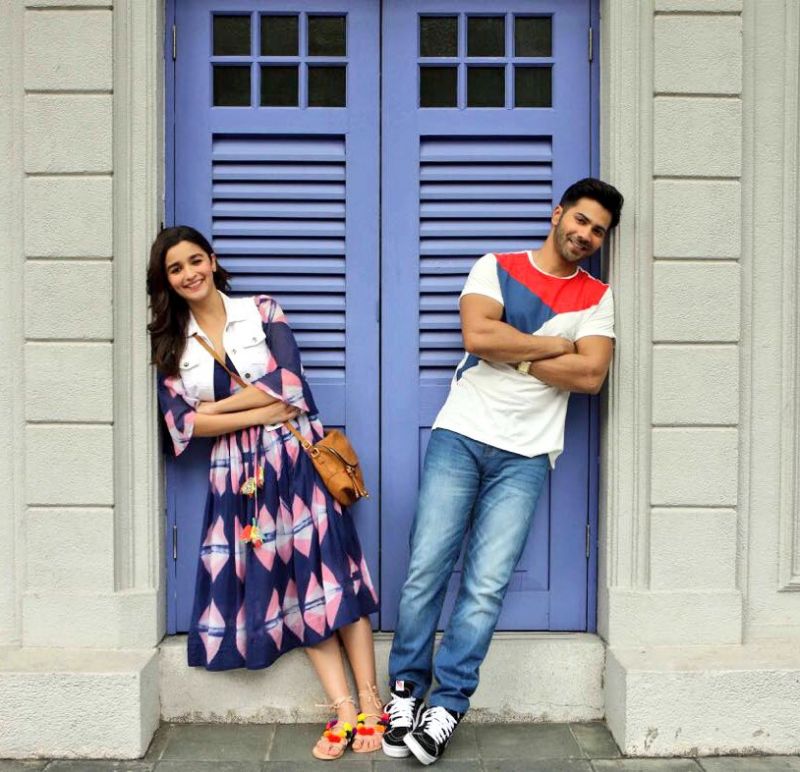 Varun and Alia's chemistry in these Badrinath Ki Dulhania' pictures is beautiful