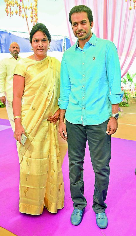 Pullela Gopichand with his wife P.V.V. Lakshmi.