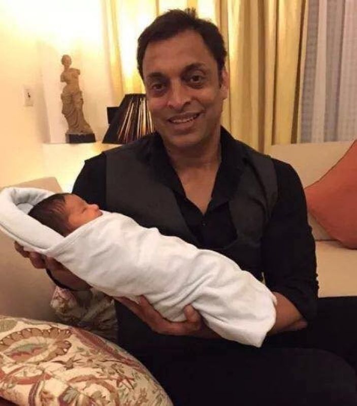 BIG Congrats to @shoaib100mph on the birth of his first child..what an amazing feeling it is...clean bowled for life, wrote Fakhr-e-Alam. (Photo: Twitter)