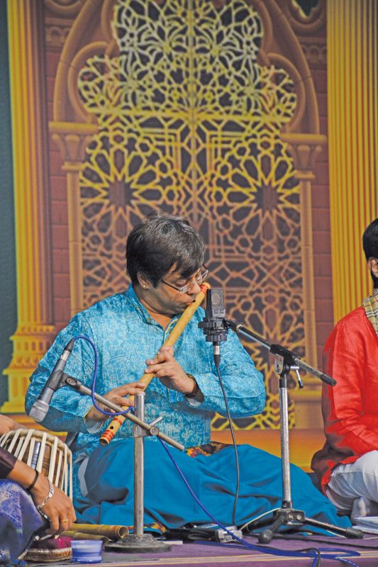 Shashank Subramanyam playing the flute at Bharat Kalachar  	 DC 