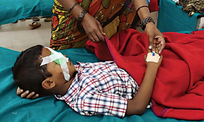 A boy who got injured while bursting crackers, undergoing treatment at Minto eye hospital in Bengaluru on Thursday 	KPN