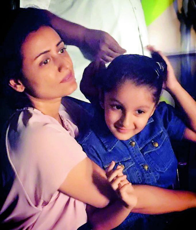 Namrata Shirodkar with daughter Sitara