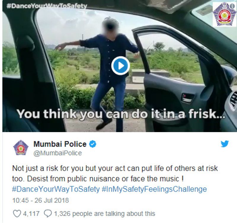   Mumbai Police 'attacks' Thugs of Hindostan on Twitter this time, also read best ones
