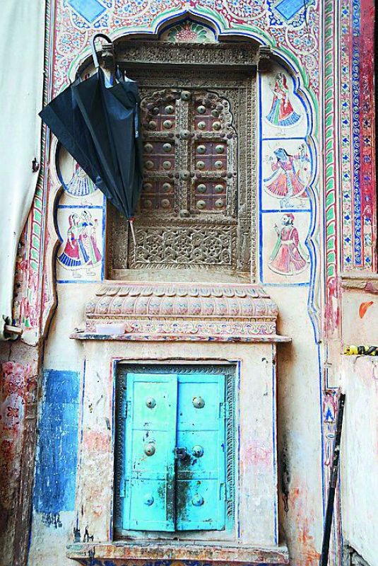 Windows from Rajasthan (Credit: Pixabay)