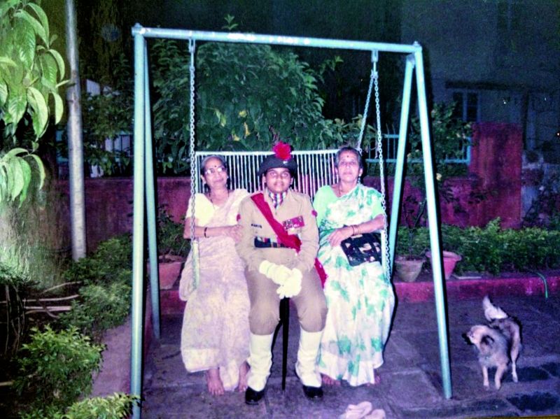 Rahi Sarnobat with family members.