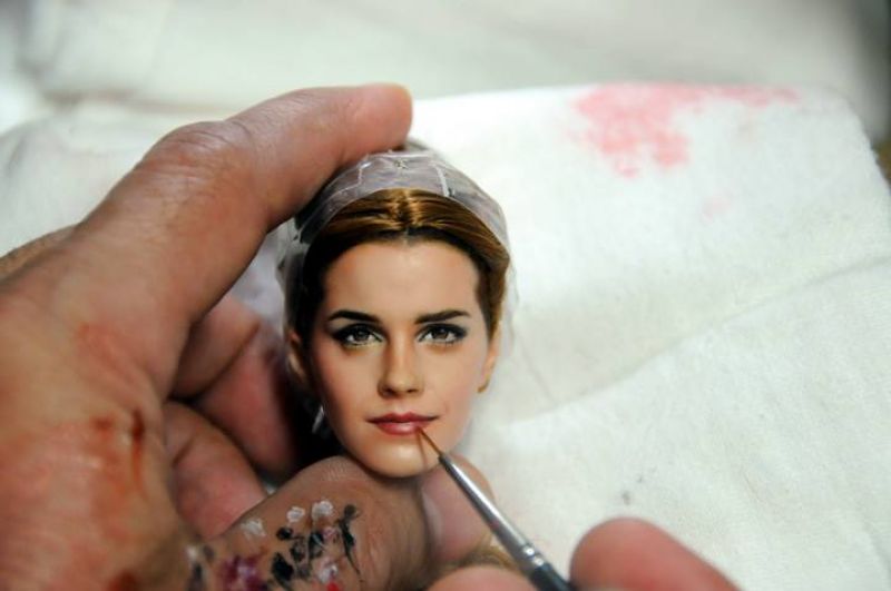 Cruz painting Emma Watson (Photo: Facebook)