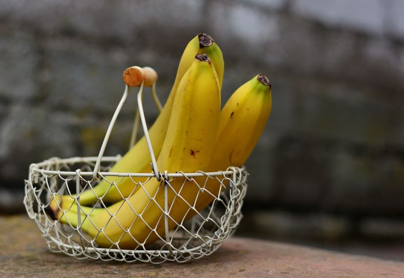 Banana contains carbs that provides energy and potassium to help one keep going