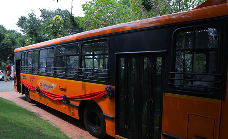 LNG-powered bus