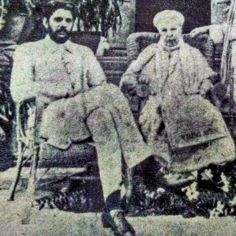 Dr Besant and Wadia in front of  Gulistan in Ooty  in June 1917.