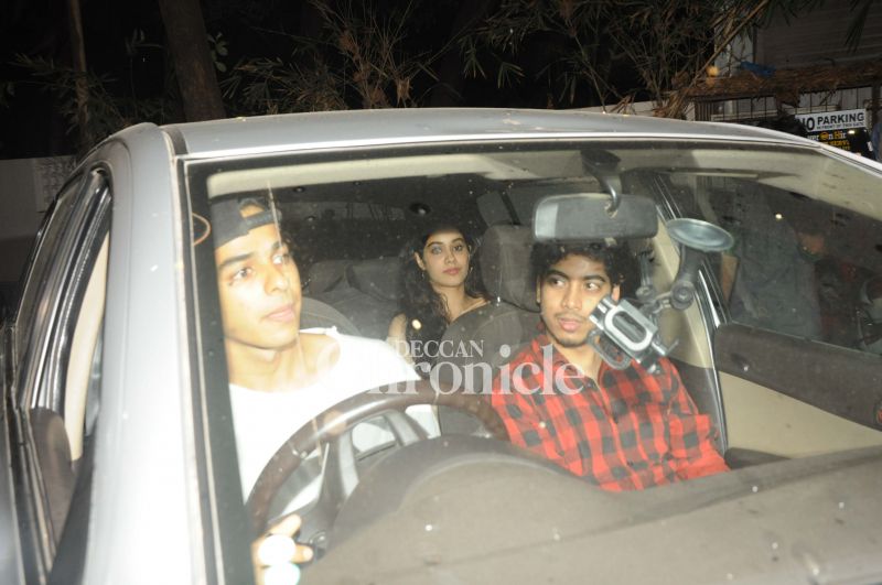 Ishaan gets spotted with Jhanvi again; pays no heed to brother Shahid's advice?