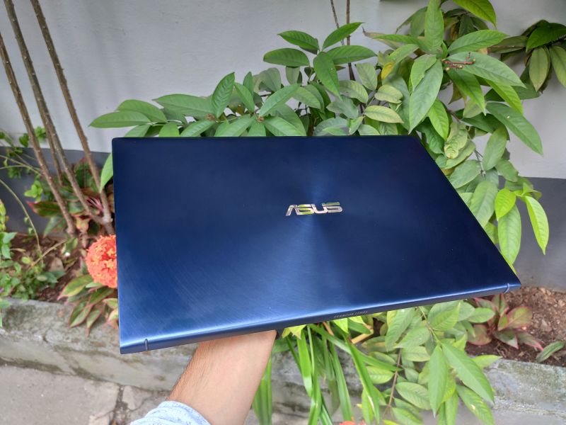 Asus ZenBook UX534 Shots