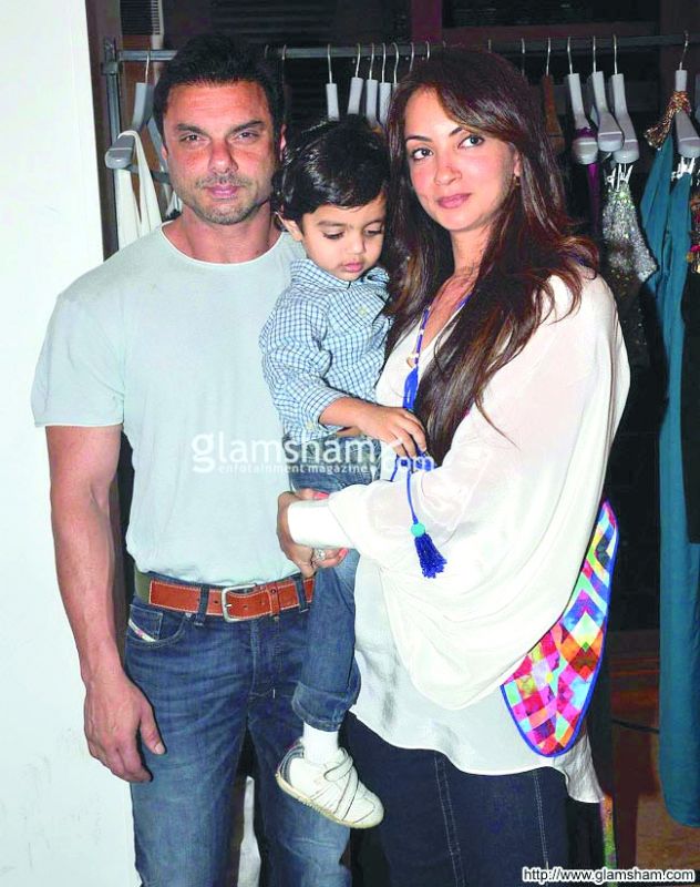 Sohail Khan and his wife with their son