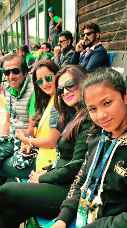 The photo that Ebba posted with Sania and her father Imran.