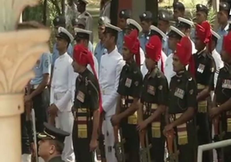 17-gun salute was given to Marshal of Air Force, Arjan Singh. (Photo: Twitter | ANI) 