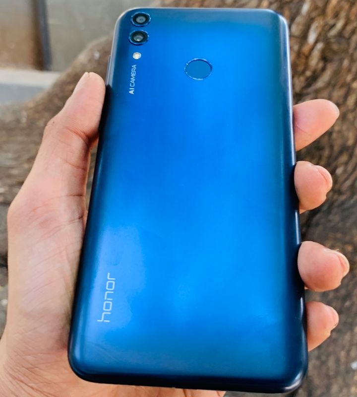 Honor 8C review