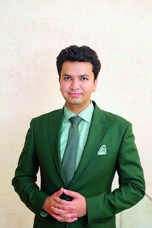  Dr. Saurabh Arora