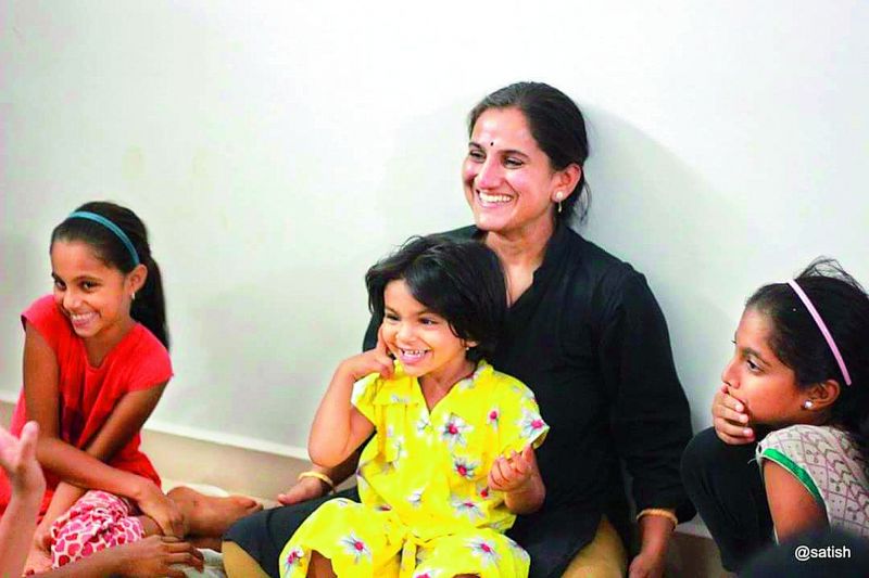 Priya Ravi with her daughter Deeksha