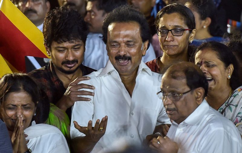 DMK working president MK Stalin with family members during DMK chief M Karunanidhi's funeral ceremony at Anna Memorial, in Chennai. (Photo: PTI)
