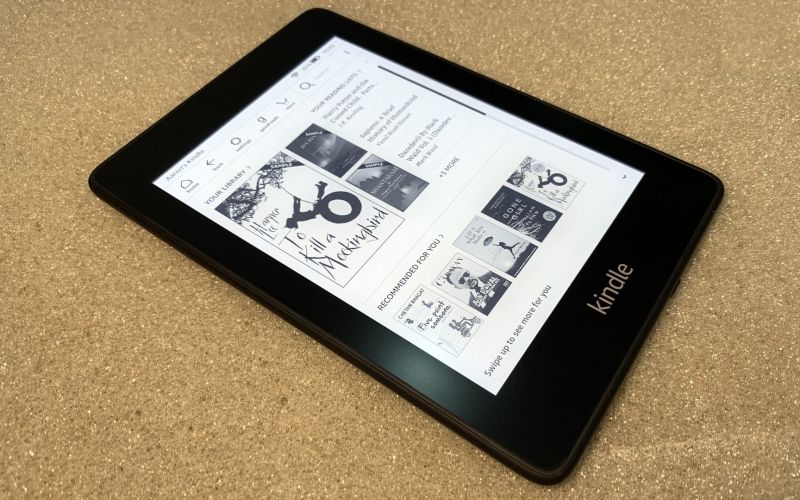 traz Kindle Paperwhite 2018 ao Brasil: e-reader é