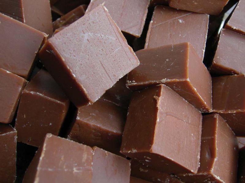 Condensed milk chocolate fudge