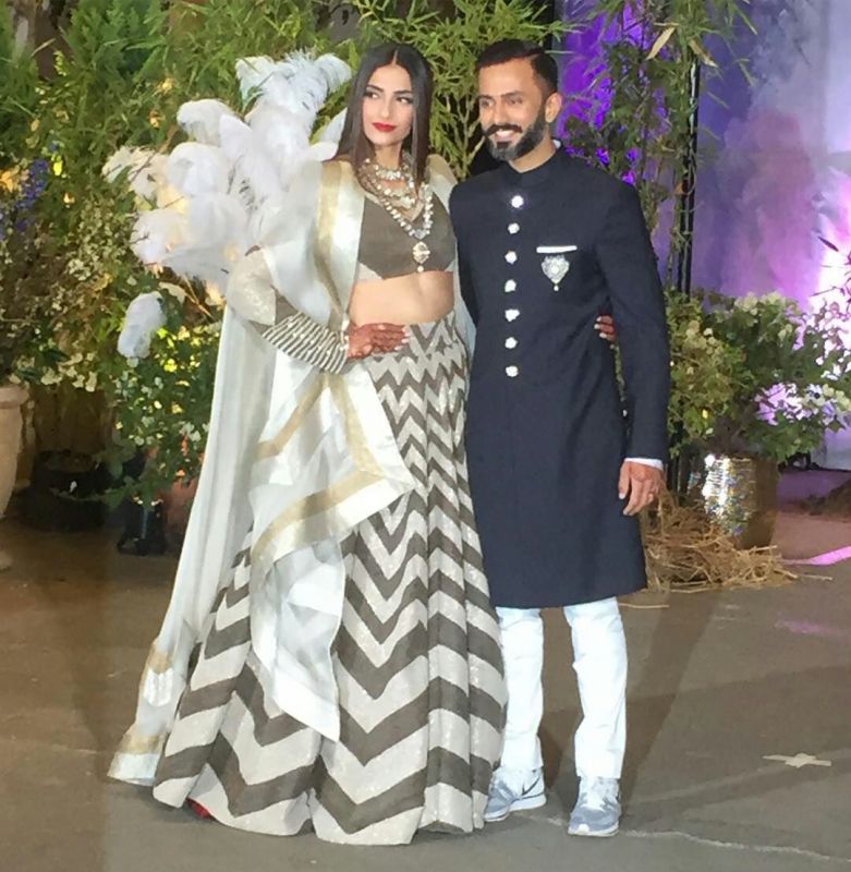Sonam Kapoor and Anand Ahuja at the wedding reception. (Photo: Twitter)