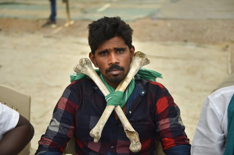 A farmer from Tamil Nadu arrives for a two-day rally to press for demands, including debt relief and remunerative prices for their produce, in New Delhi. (Photo: PTI)