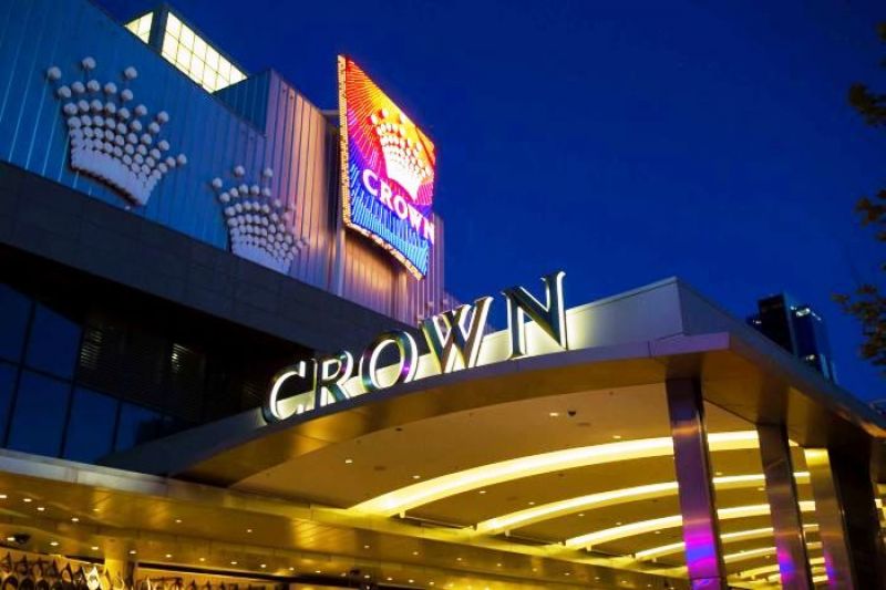 The Crowne Plaza, Melbourne is ideally located within the city, with a casino that offers a luxurious casino. 
