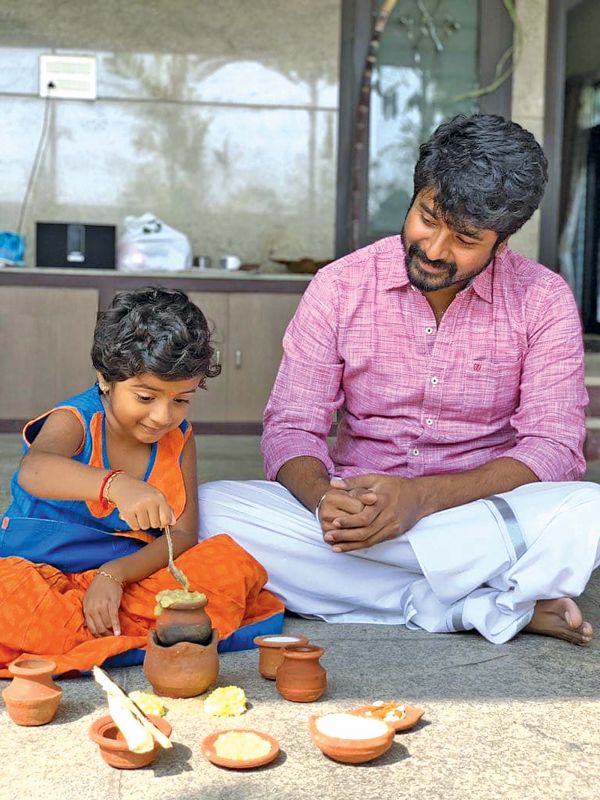 Sivakarthikeyan with daughter Aaradhana